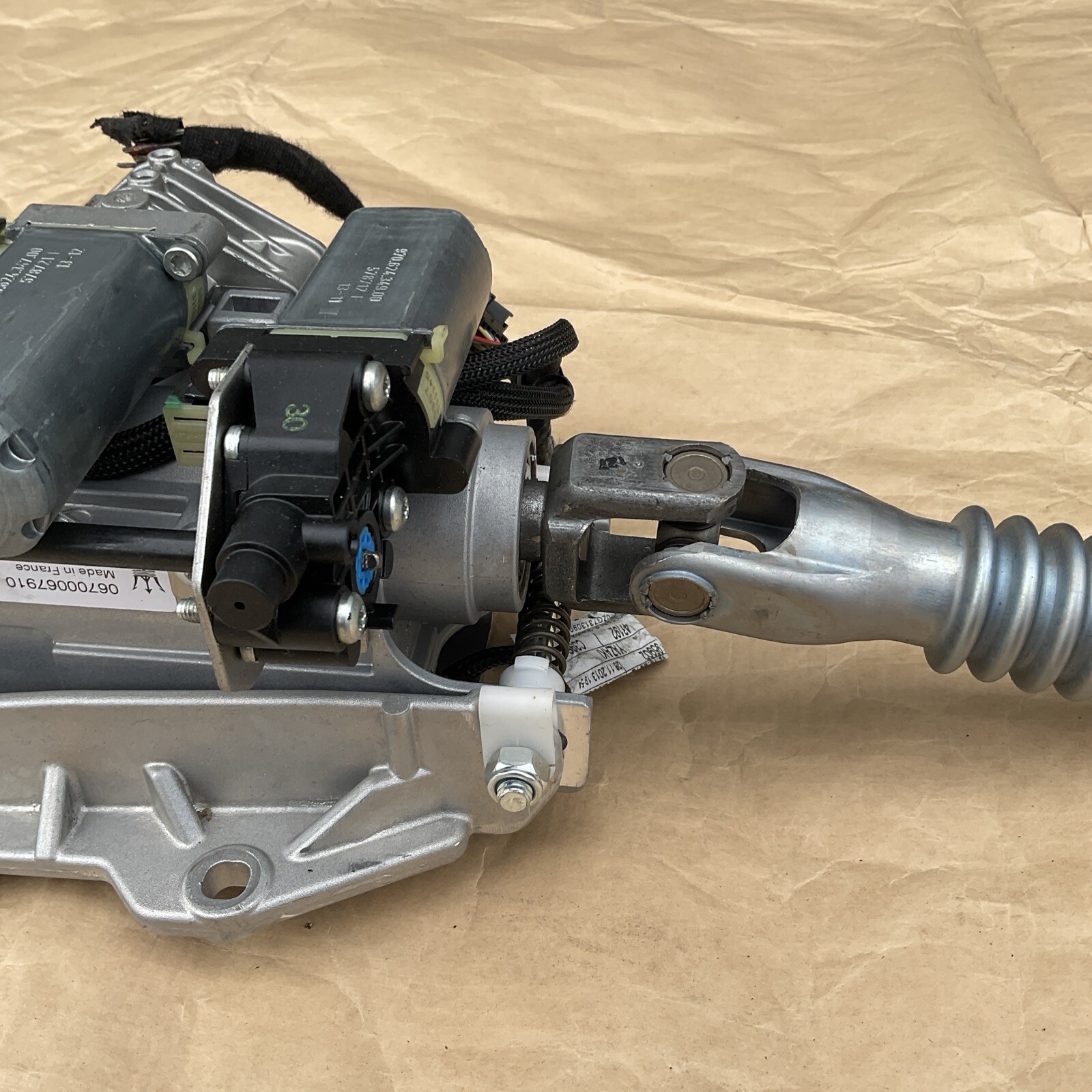 14-17 MASERATI QUATTROPORTE POWER STEERING COLUMN ASSEMBLY OEM 06700067910. 19K