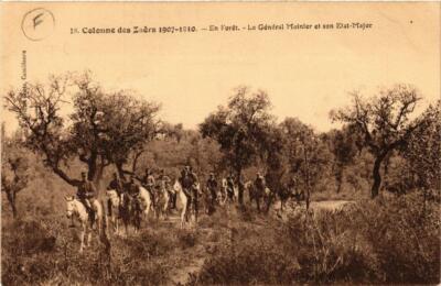 CPA AK MAROKKO Colonne des ZAERS En foret Le General Moinier (688410)