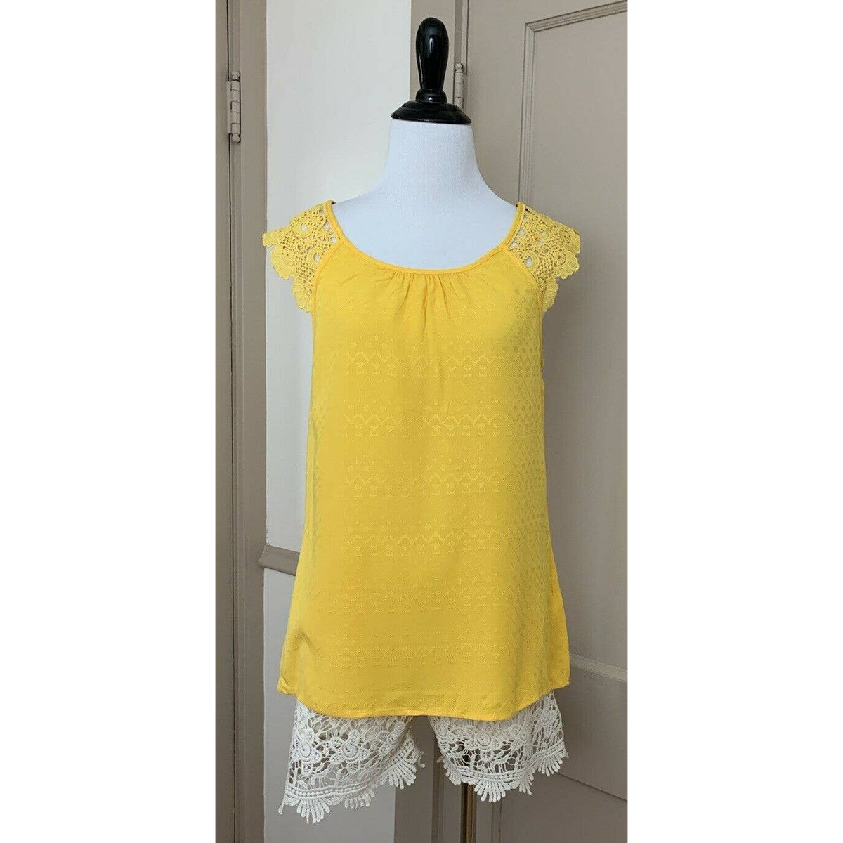 New Primark women's sleeveless summer top size bright yellow lace shoulder