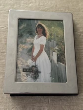 Burnes 4 x 6 Slip-in Photo Album Photo Album 80 Photos Silver Frame Black Velvet