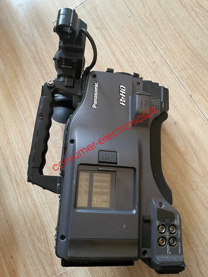 Probada - Videocámara Panasonic AG-HPX500MC P2HD con lente Fujifilm A20*8,6 a través de DHL Foto 2 de 4