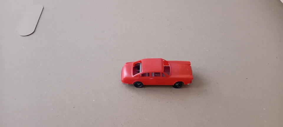 MADE IN ITALY LANCIA PLASTIQUE 1:43 ROUGE ORANGE - Photo 4/4