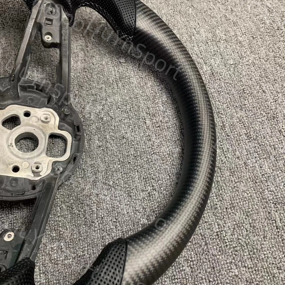 Volante deportivo personalizado de fibra de carbono mate para Audi 2016-2023 TT TTS R8 Foto 4 de 4