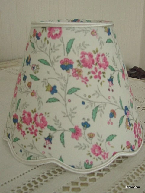 Abat-jour festonné liberty "semis de petites roses sur fond ivoire 13cm A pince - Photo 3/4