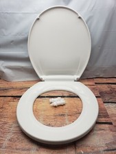 American Standard MightyTuff White Round Slow-Close Toilet Seat 5267B.60CL AM4