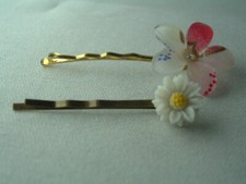 GIRLS FLOWER BOBBY PINS 2