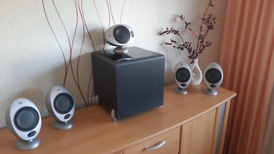 Lautsprecher 5.1 KEF, 2005.2 Subwoofer, Gehäuse Metall (Alu)