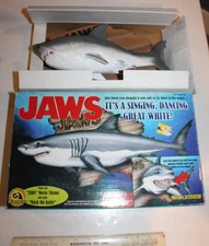 VTG 2000 Gemmy JAWS Singing Dancing Musical Great White Shark Movie WORKS READ