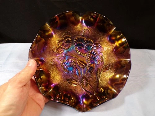 Vintage Imperial Amethyst Carnival Glass Pansy Bowl 9 1/4" Wide