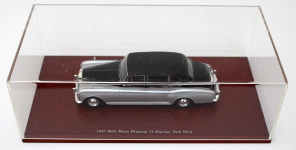 Truescale TSM 114315 1970 Rolls Royce Phantom VI Mulliner Park Ward Resin 1:43 - Image 2 of 4