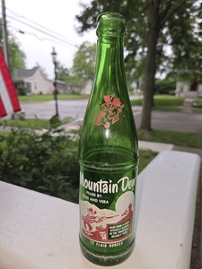 1965  MOUNTAIN MT DEW Hillbilly Bottle Filled By Silas and Vera ~ RED FACE RARE