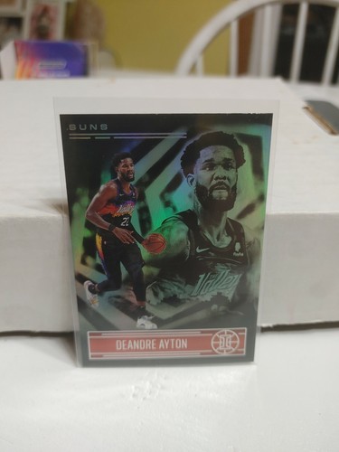 2020 Panini Illusions Basketball Trophy Collection Emerald Deandre Ayton #103