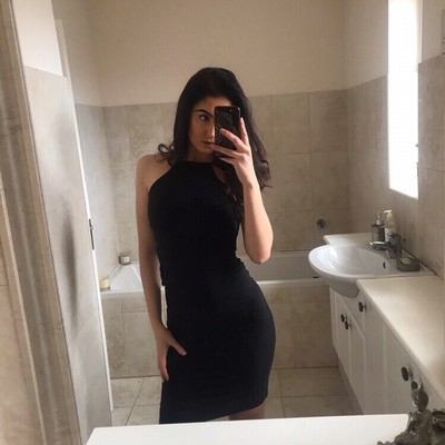 black slinky bodycon dress