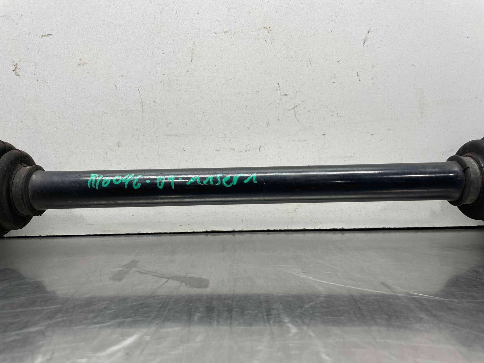 2009 Maserati Quattroporte S 4.7L Passenger Right Right Axle Shaft 229748 56K 09
