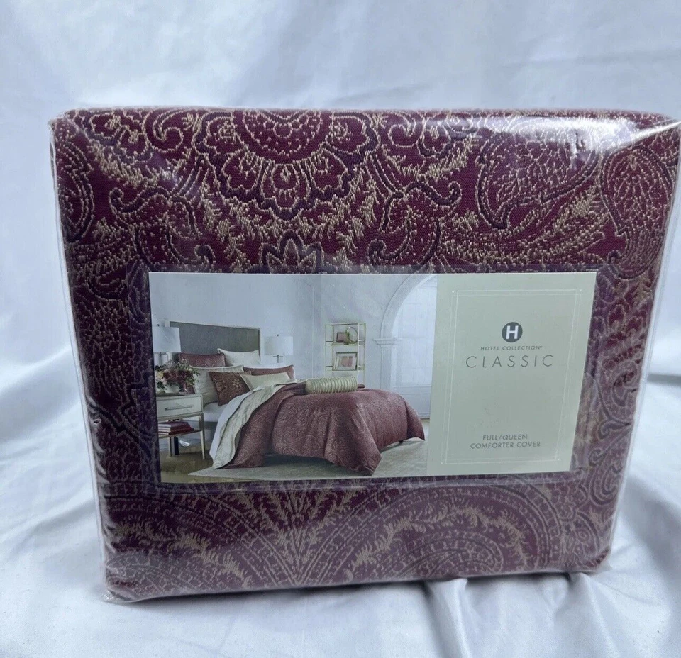 New Hotel Collection Classic Regal Paisley Red FULL / QUEEN Duvet Cover - Image 2 of 4