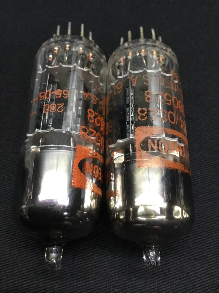 PAR DE TUBOS DE VACÍO DE AUDIO VINTAGE RAYTHEON 6414 placa negra a juego 10.8772 Foto 3 de 3