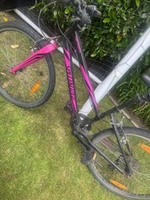 Specialized Hotrock 24in Kids Bike 6-Speed V-Brake Black/Pink Flat Bar