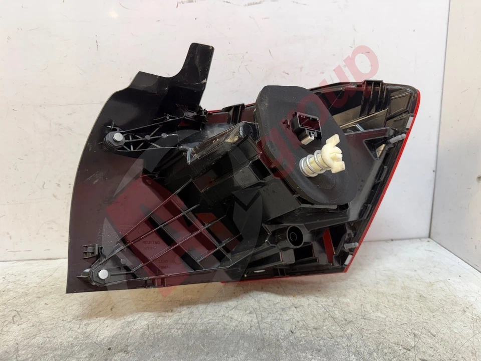 VOLKSWAGEN POLO MK6 FL 21-25 LEFT PASSENGER SIDE N/S REAR TAIL LIGHT LED - Image 3 of 4