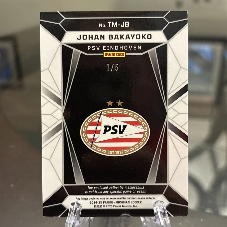 2024-25 Panini Obsidian Johan Bakayoko Triple Patch Gold #1/5 PSV - Imagem 3 de 4