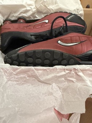 Nike Shox R4 Black Metallic Silver Team Red Athletic Sneakers