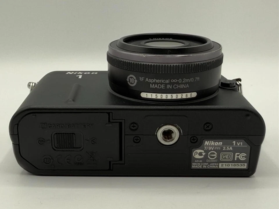 Nikon 1 V1 Mirrorless Camera with Thin Lens Kit (12,942 Shots) w/battery,charger - Image 4 of 4