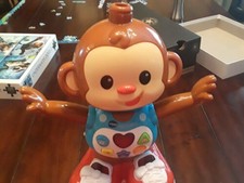 vtech 505903 chase me casey toy