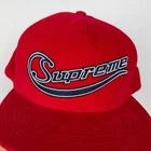 Casquette de baseball Swoosh logo métallisé suprême
