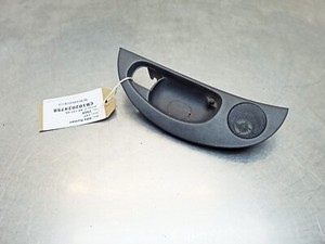 Alfa Romeo 147 2000-2010 Vordertürgriff Surround mit Lautsprecher O/S/F