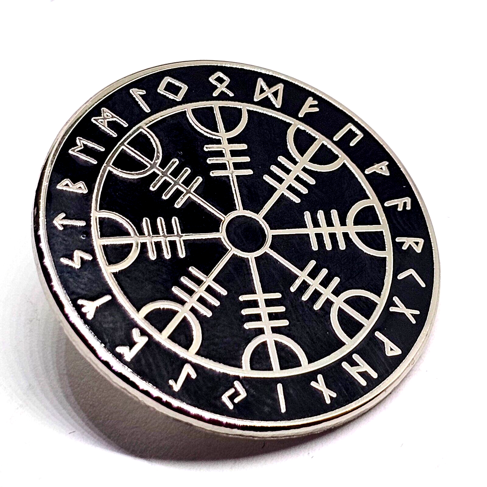 Helm of Awe Pin Badge Terror Protection Viking Silver Metal Aegishjalmr Viking