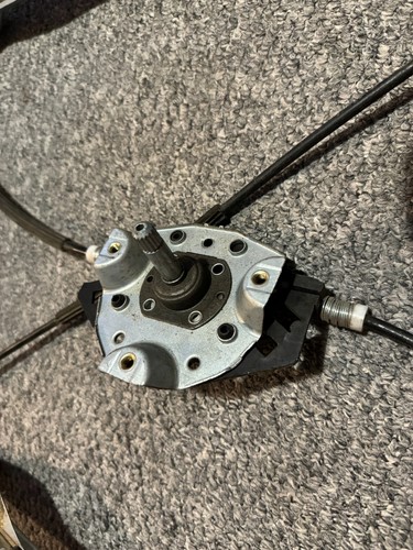 Ford Focus Mk1 5dr LH Front Window Regulator Genuine OEM 1097889 XS41A23201AR - Picture 6 of 6