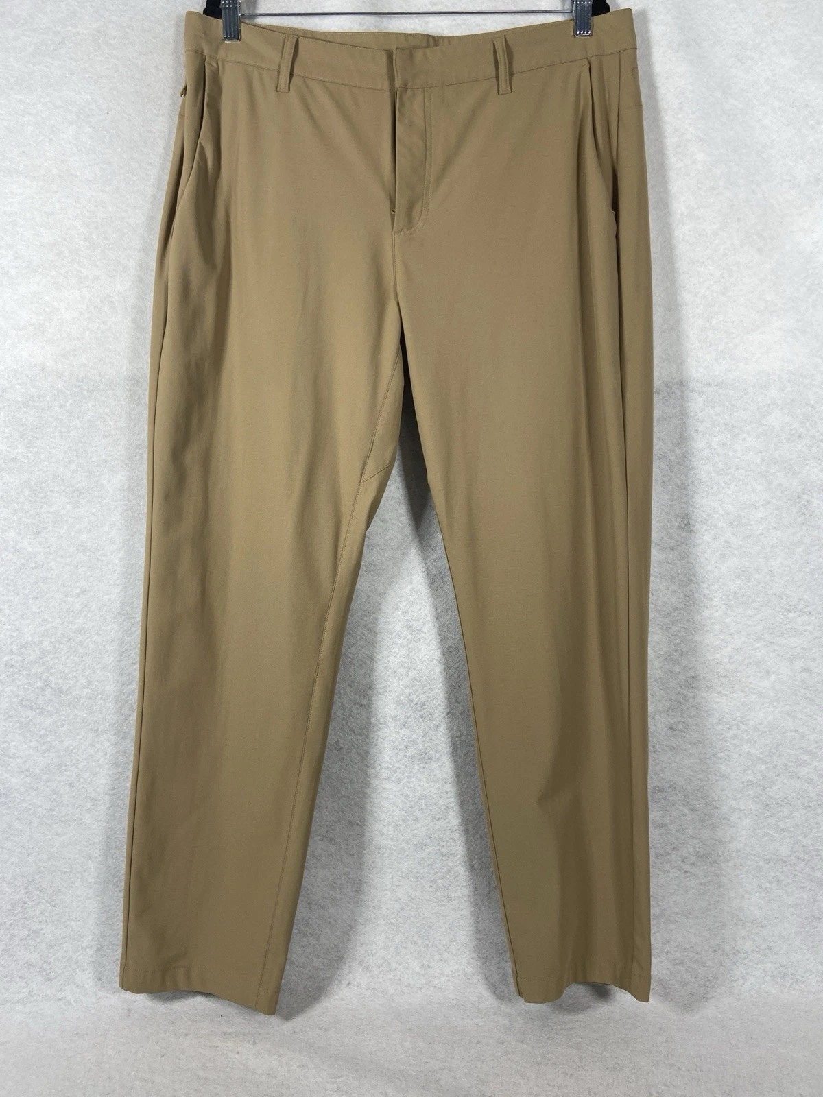Fabletics The Only Pants Mens 36x29 Tan Slim Fit Performance Chino Golf