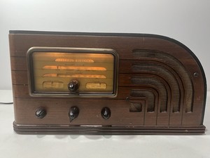Vintage 1935 GE General Electric Model F-63 Art Deco Wood Radio - Audio Works!
