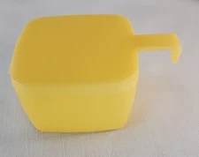 Tupperware Forget Me Not Hanging Cheese Keeper Container Yellow VTG