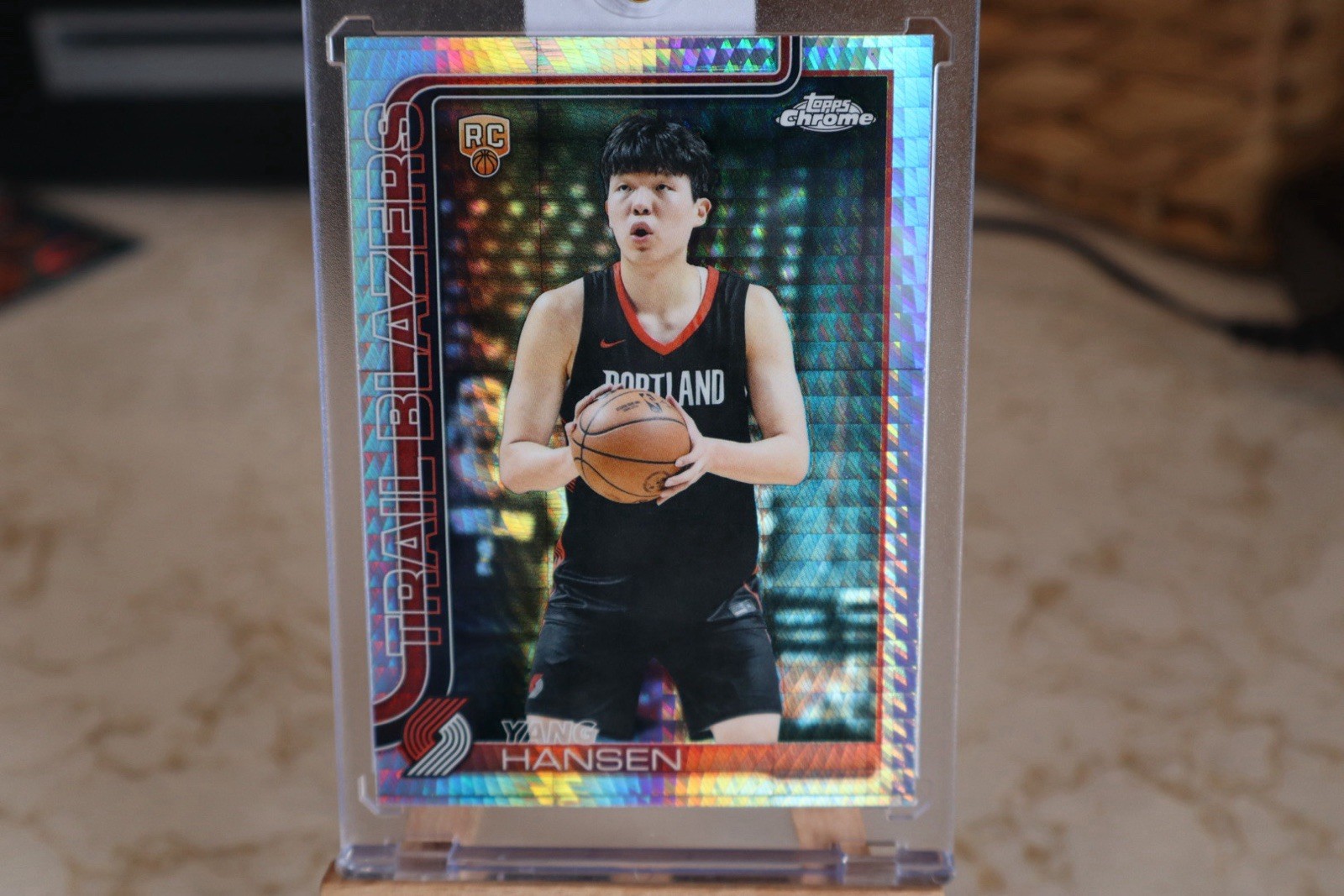 2025-26 Topps Chrome - Yang Hansen #266 Prism Refractor (RC)