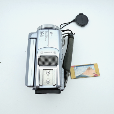 Sony Handycam DCR-PC9 MiniDV Camcorder NightShot with Battery