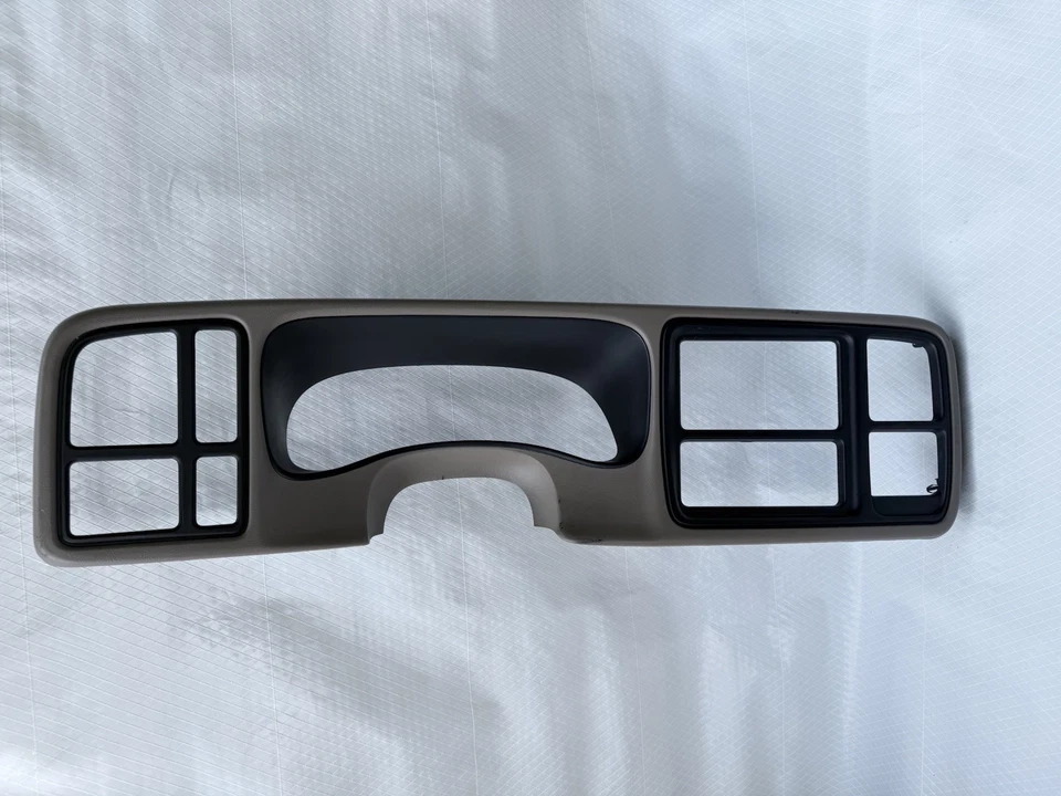 Sierra Silverado Classic 2003-2007 tablero bronceado tablero bisel con clips OEM Foto 2 de 4
