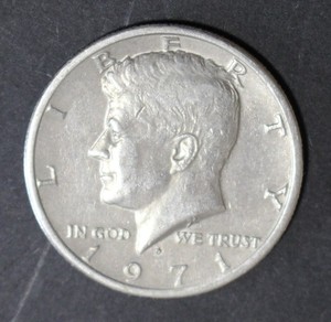 1971 Kennedy Half Dollar, Circulated US 50C Coin.