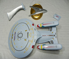 Playmates Star Trek Space Talk Series USS Enterprise D NCC-1701-D
