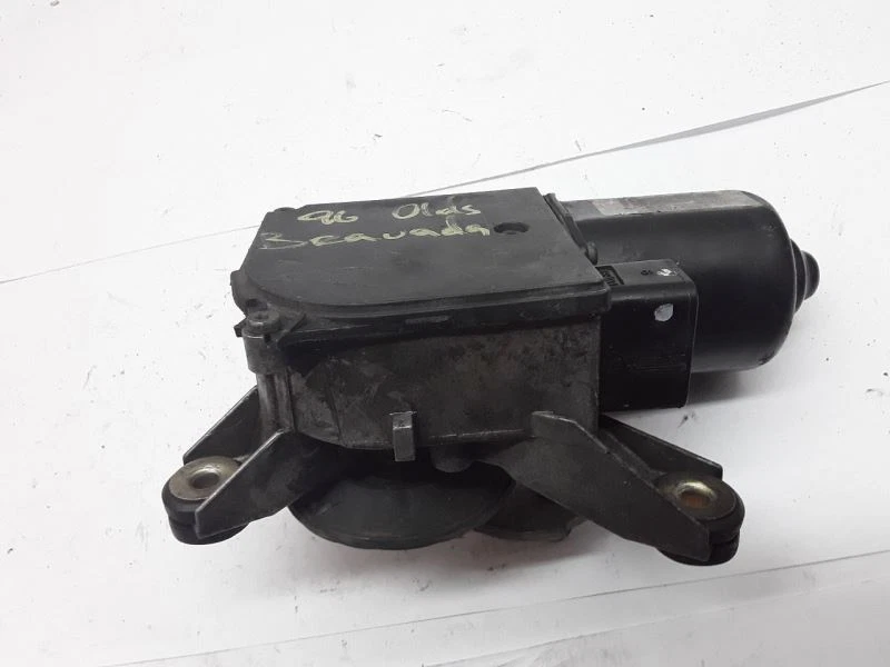 Мотор стеклоочистителя ветрового стекла 1996 OLDSMOBILE BRAVADA 24017091 A-9P - Изображение 2 из 4