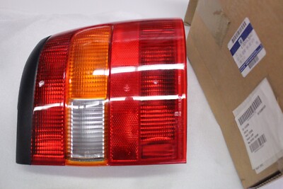ORIGINAL OPEL Vectra A Heckleuchte RECHTS 90443647 OVP