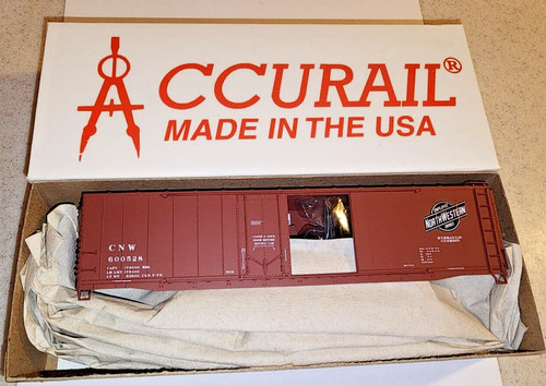 Accurail HO 50' Doble Enchufe Puerta Boxcar C & N W Propiedad de Empleados #5402 | Zustand: New