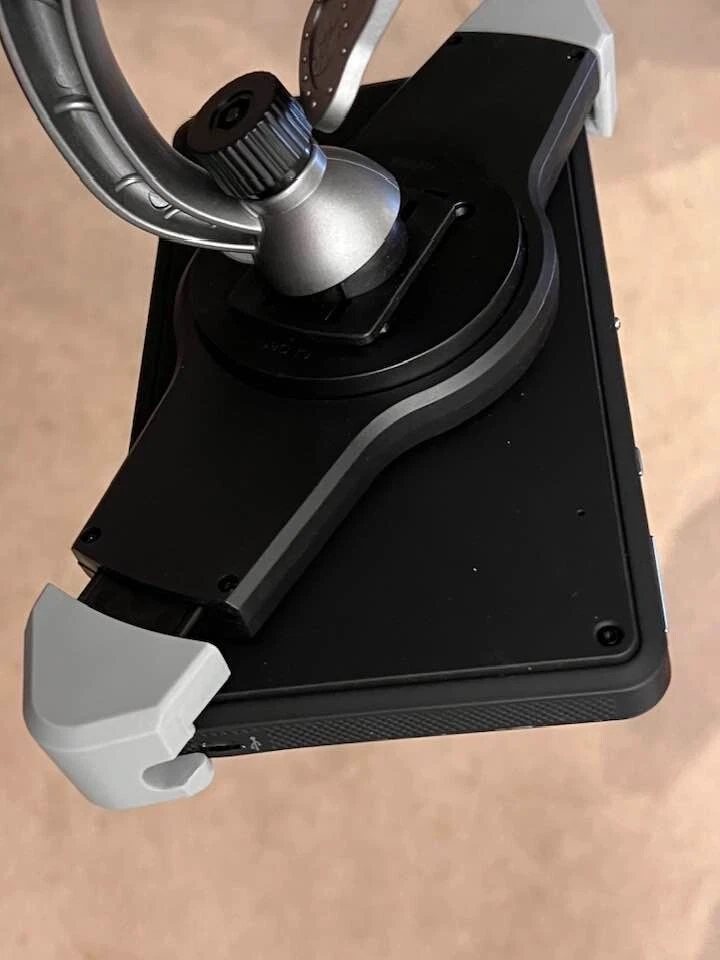 OKRA IPAD GPS 7" - 11" TABLET WINDSHIELD DASH MOUNT HOLDER - Image 3 of 4