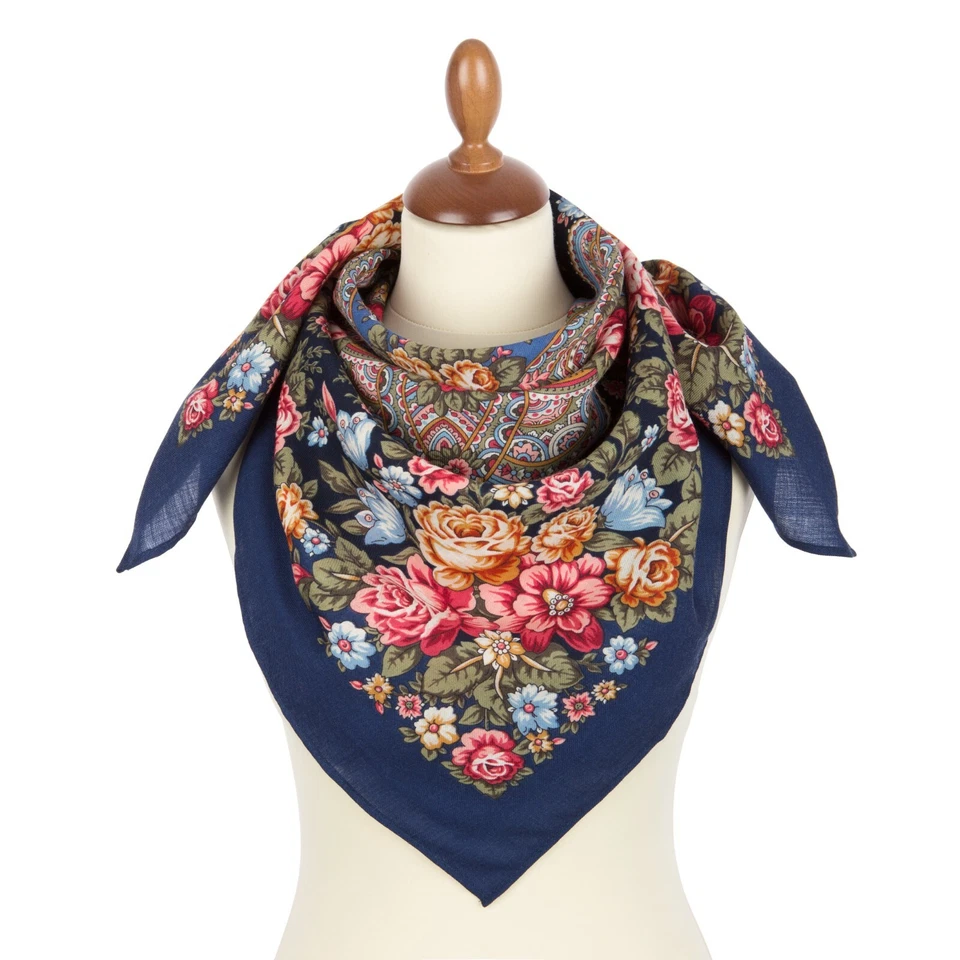 Blue Pavlovo Posad Shawl, Original Russian Wool Platok 35x35" FLORAL NYMPH - Image 4 of 4