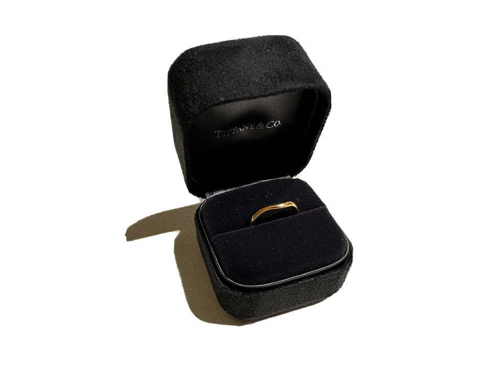 Anillo de boda Tiffany & Co. Elsa Peretti® Foto 2 de 3