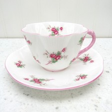 Taza de té y platillo Shelley vintage rosa spray casa de campo hueso porcelana