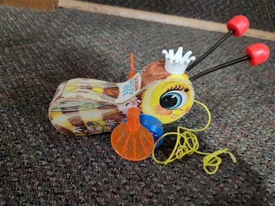 Vintage Fisher-Price Queen Buzzy Bee #228 Pull Toy 1960s   Wood & Plastic  Works