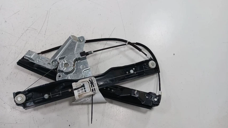 Pista reguladora ventana delantera derecha pasajero se adapta a 10-19 TAURUS Foto 2 de 4