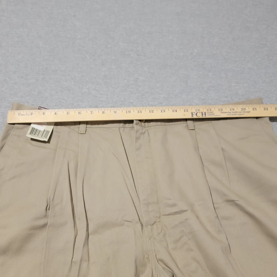 Шорты хаки мужские Timber Creek By Wrangler размер 44 плиссированные устойчивые к морщинам - Изображение 4 из 4