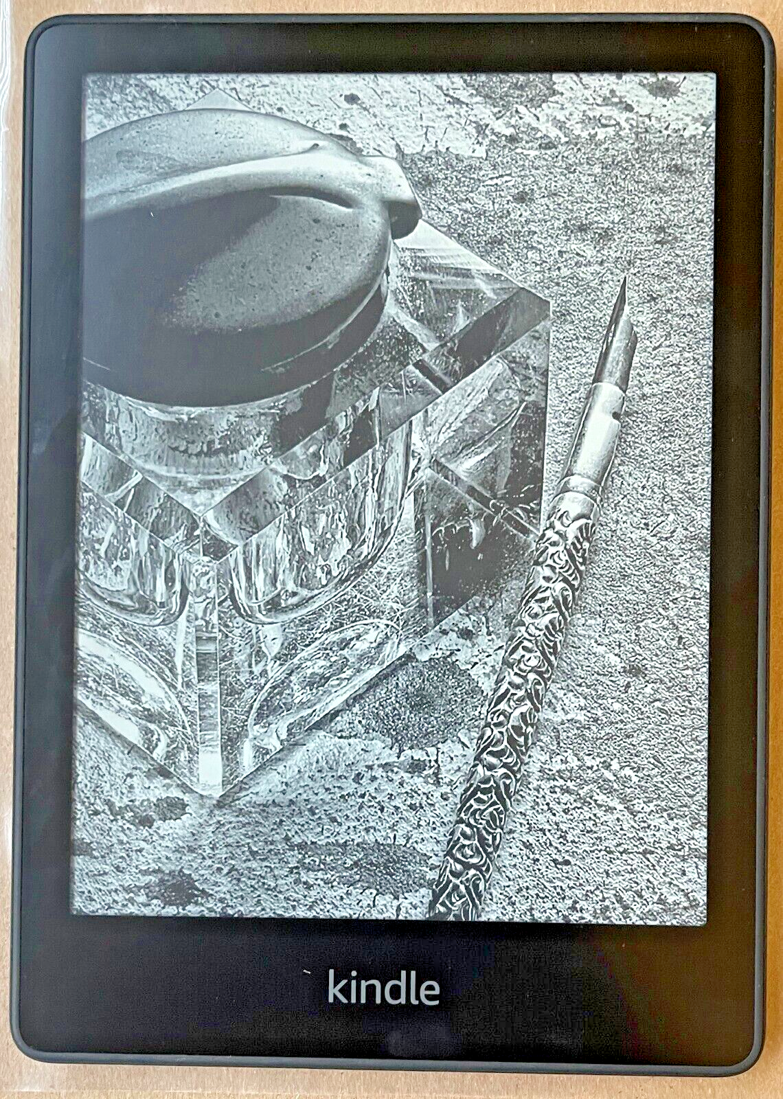 Kindle Paperwhite 6.8 8GB 11th Gen 300ppi Black Backlit Display Excellent Condition-image