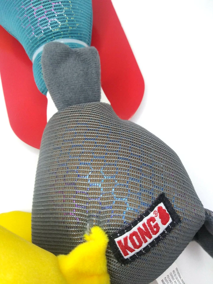 Juguete de peluche Kong Shakers Shimmy Mallard mediano chirriante lanzar y jugar para perros Foto 4 de 4